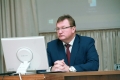 046