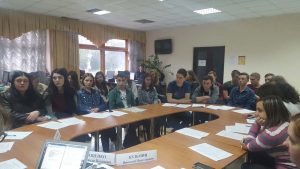 Героическое и трагическое в истории Крыма: круглый стол в департаменте международной деятельности